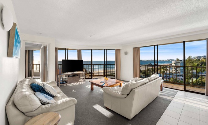 Currumbin Apartment | The Rocks Resort 8J S