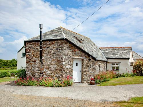Saint Gennys House | The Roundhouse - Tbe