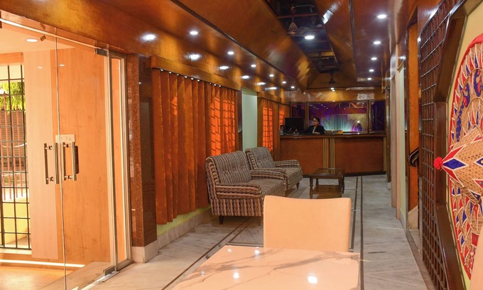 Duliajan Hotel | THE ROYAL CROWN