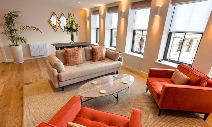 Ramsgate Apartment | The Royal Suite- Harbour Views- Ramsgate