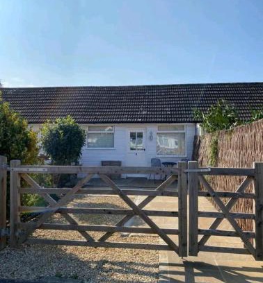 South Hayling House | The Salty Bee