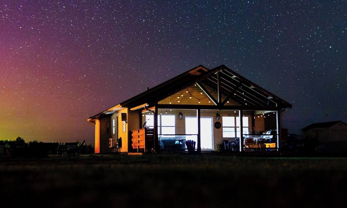 Darnley House | The Salty Hook close to Thunder Cove Beach