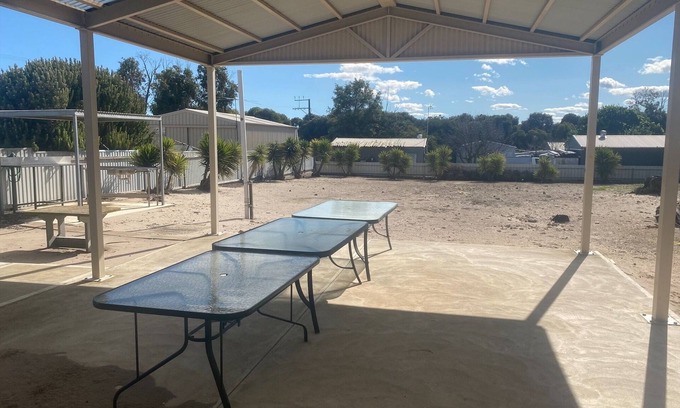 Melville House | The Salty Seabreeze- Dog friendly! Off Peak Special!