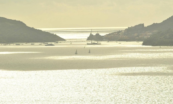 Pugliola Apartment | The sea in a room