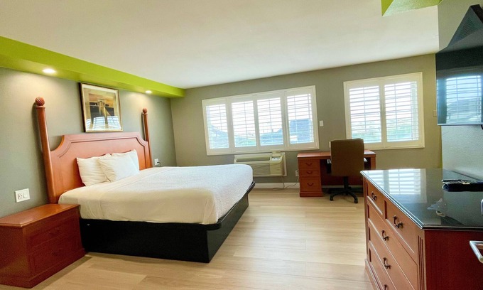 Outer Sunset Hotel | The SeaScape Inn