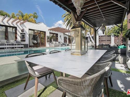 Beverly Grove Villa | The Serene Melrose Oasis!