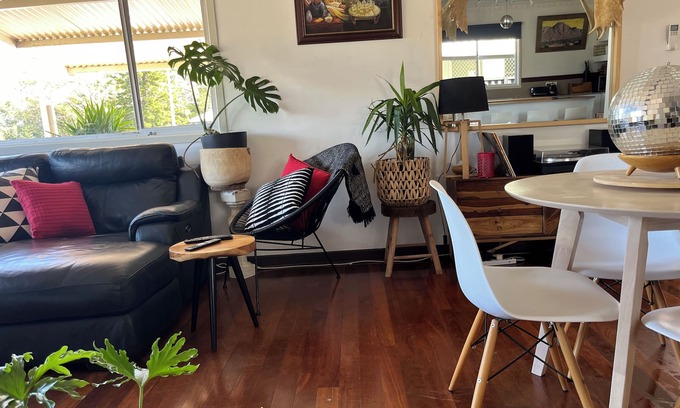 South Fremantle House | The Shack at South Beach