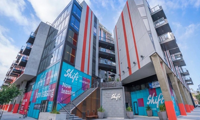 East Village Apartment | The Shift – Sleek 1BR apartments in East Village, San Diego’s urban core.