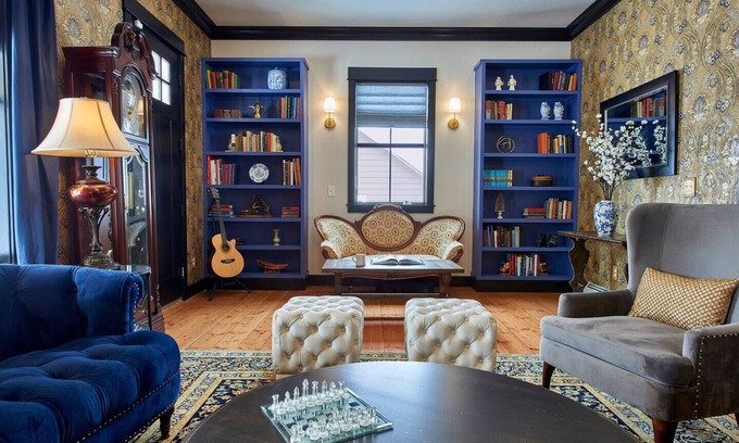 Leadville House | The Silver Rose - Luxury Home, Skiing Close!