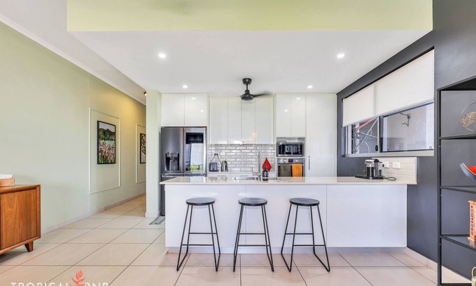 Stuart Park Apartment | The Skyline Lookout | 2 BD Apt