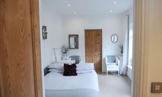 Riccall Apartment | The Snug