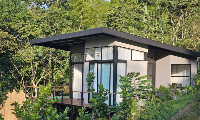 Alegrias Cabin | The Song of the Birds - Cabaña Yarumo