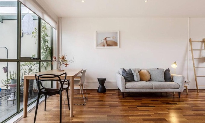 Prahran Apartment | The Sunroom - Minimalist Chic moments from Chapel St