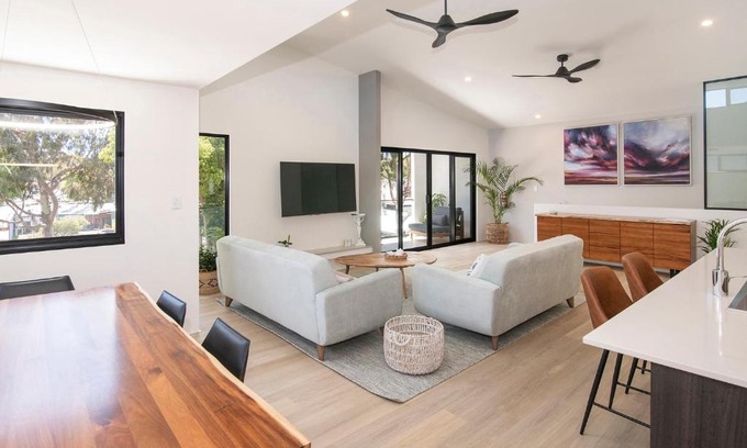 Margaret River Apartment | The Tipsy Grape Downtown, Margaret River