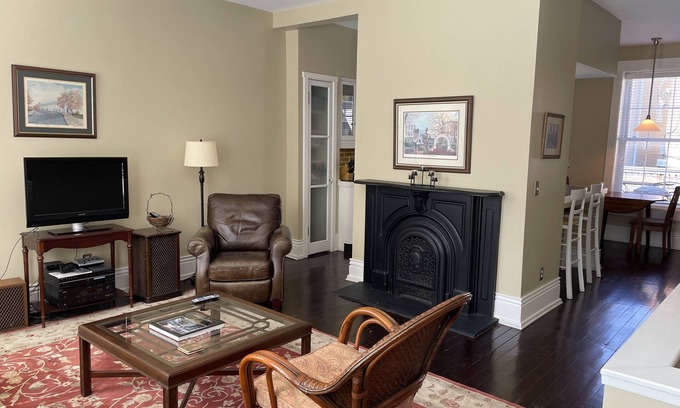 Frankfort Apartment | The Trace Downtown Guest Suite