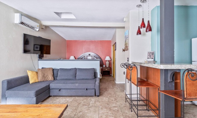 Peter Howell Apartment | The Tucsonan Style Casita - FULLY FENCED AND PET FRIENDLY!