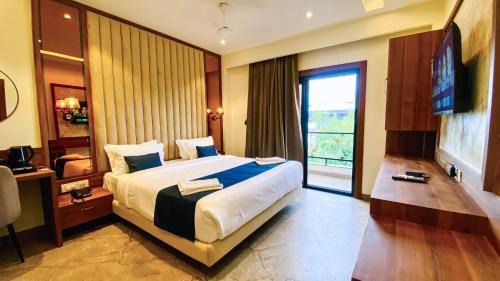 Indore Hotel | The Velar Hotel, Vijay Nagar