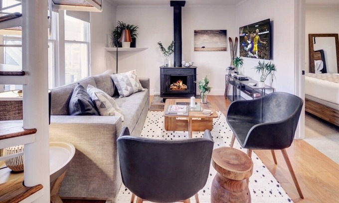 North Park City House | The Victorian | 2BR Walk to Park City Mountain
