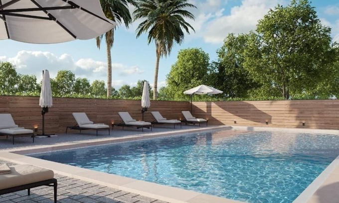 Kissimmee Hotel | The Vietta Hotel | Double Double Pool View | Near Disney’s Wide World of Sports