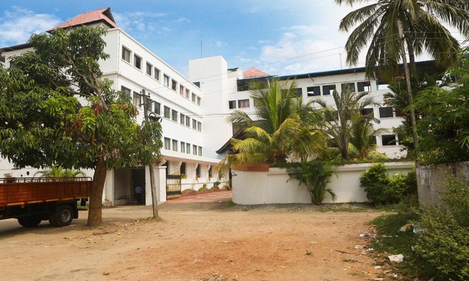 Chavara Hotel | THE VIJAYA PALACE