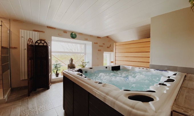 Prisse-la-Charriere Villa | The Villa - Up to 10 people