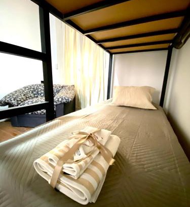 Cordoba House | The Vitraux