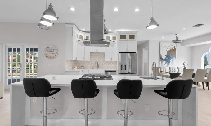 Estero House | The W at Park Place- Pool & Spa
