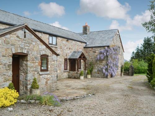 Weston Rhyn House | The Wain House