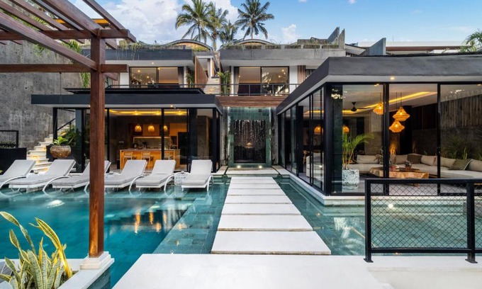 Pejeng Kawan Villa | The Waterfall Jungle Villa by BaliSuperHost
