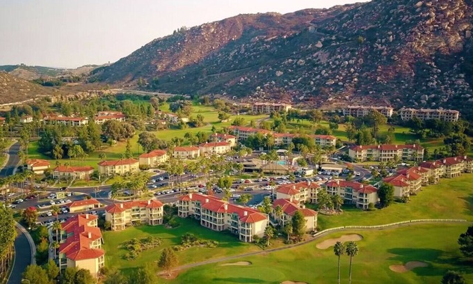 Lawrence Welk Resort Village Condo | The Welk 2BD near Hidden Meadows
