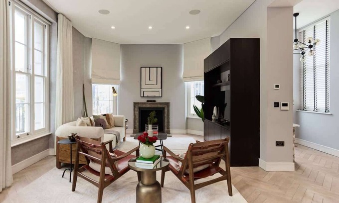 Westbourne Green Apartment | The Westbourne Park Place - Elegant 3BDR Flat