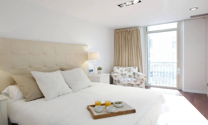 Eixample Apartment | THE WHITE HOUSE, BCN CENTER