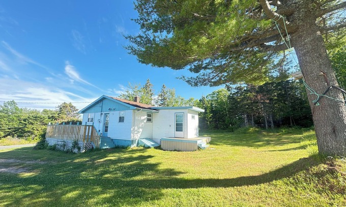 Indian Brook Cottage | The White Pine Cottage on the Cabot Trail