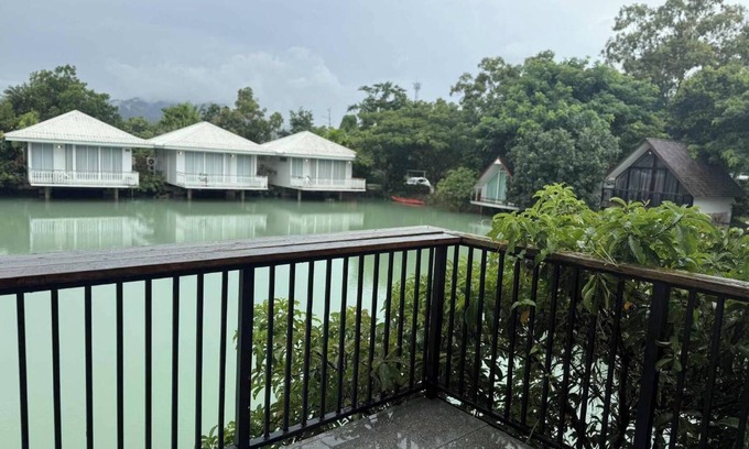 Thep Kasattri Villa | The wide view resort cafe