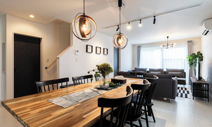Higashi House | THE WISTERIA