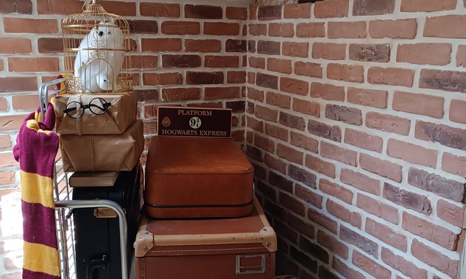 Perigueux Apartment | The Wizards' Tavern in Périgueux. Magical accommodation right in the center of town.