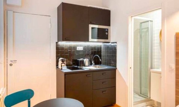 Arts-et-Metiers Apartment | The Woody Shades - Cosy & Tiny - Near Marais