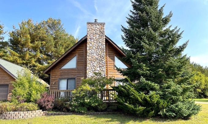 Spring Brook House | The Wrens Nest @ Spring Brook Resort