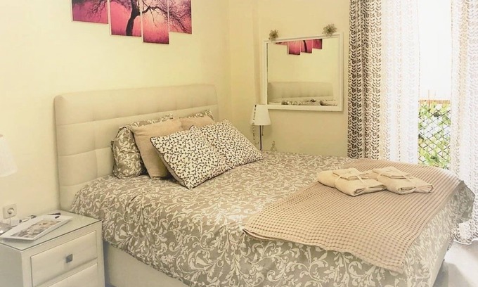 Patras Apartment | Theano's Cozy & Quiet ** Lux ** Central Flat - Wifi