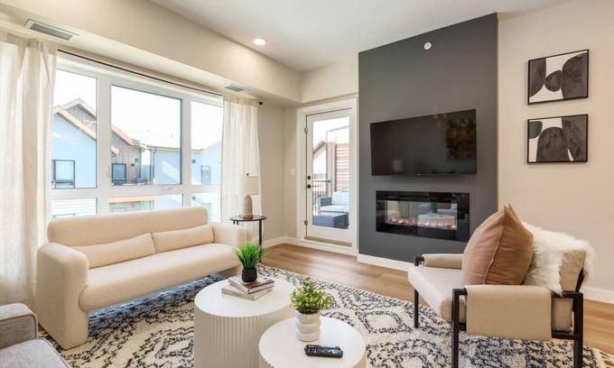 Dead Man's Flats Apartment | This apartment is a 2 bedroom(s), 2 bathrooms, located in Bighorn No. 8, AB.