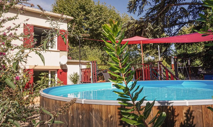 Lamalou-les-Bains House | This charming vacation home with a lot of charm is the ideal setting for a nice vacation.