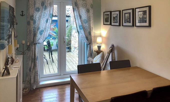 Redcar Cottage | This delightful holiday home provides cosy and welcoming accommodation.