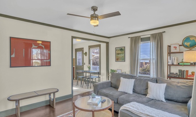 Urbandale Nations House | This house is a 3 bedroom(s), 2 bathrooms, located in Nashville, TN.