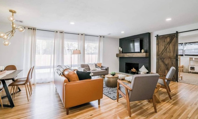 Wichita House | This house is a 4 bedroom(s), 1.5 bathrooms, located in Wichita, KS.