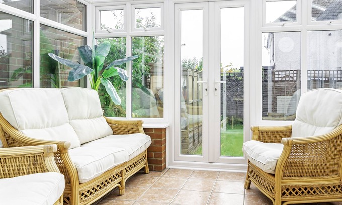Southampton House | This house is a 4 bedroom(s), 1.5 bathrooms, located in Southampton, .