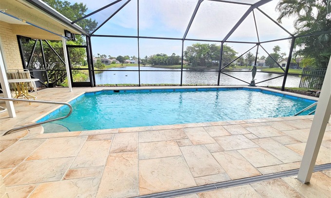 Deerfield Beach House | This property is no longer available