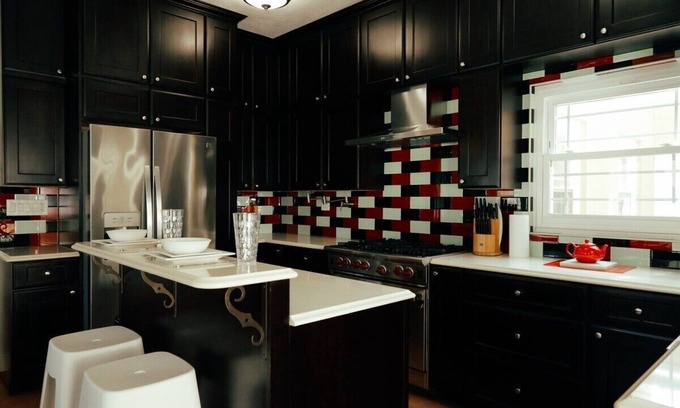 Bailey's Bay Apartment | This spacious 2br home offers a comfortable retreat