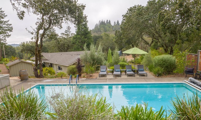 Kenwood House | Three bedroom home with Pool, Hot Tub, & Firepit in the Vineyards.