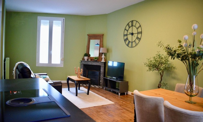 Bergerac House | Three-bedroom shop in the center of Bergerac