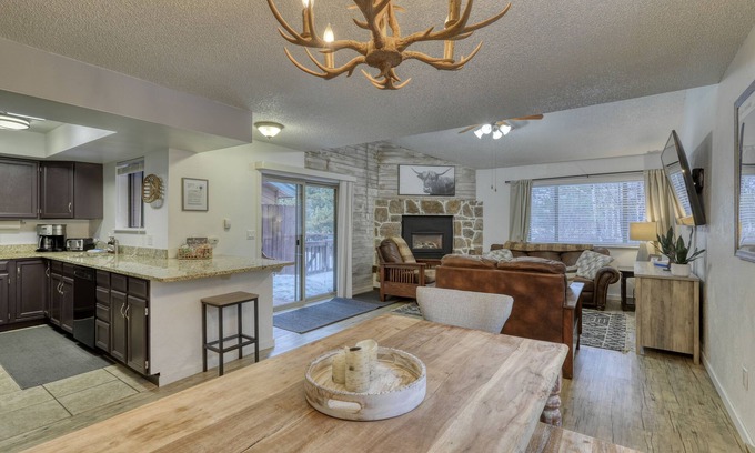 Pagosa Springs House | Three bedroom townhouse located on the golf course near shopping and restaurants.